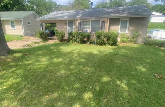 Florissant 3br/2ba - 95 La Havre Circle, Florissant, MO 63031