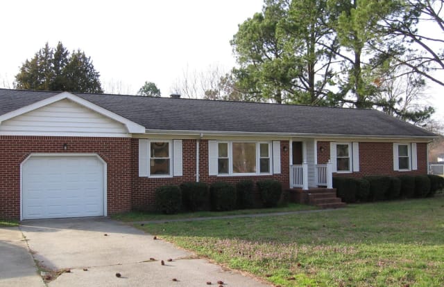 511 Moonefield Drive - 511 Moonefield Drive, Smithfield, VA 23430