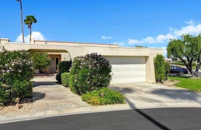 80071 Palm Circle Drive