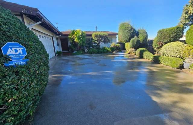 Photo of 867 N 16th Street