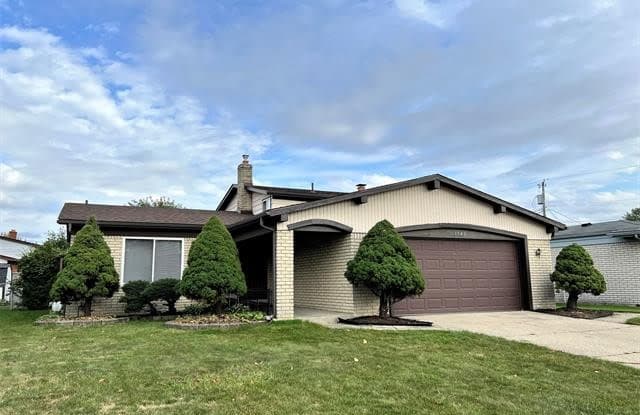 3542 MARC Drive - 3542 Marc Drive, Sterling Heights, MI 48310