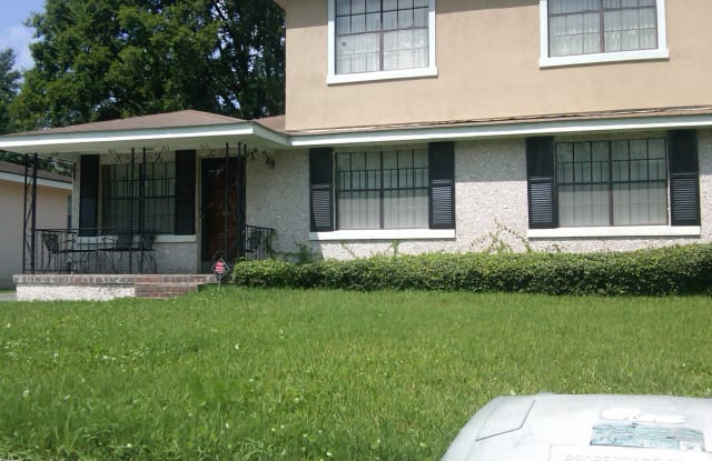 903 Porter Street - 903 Porter Street, Savannah, GA 31415