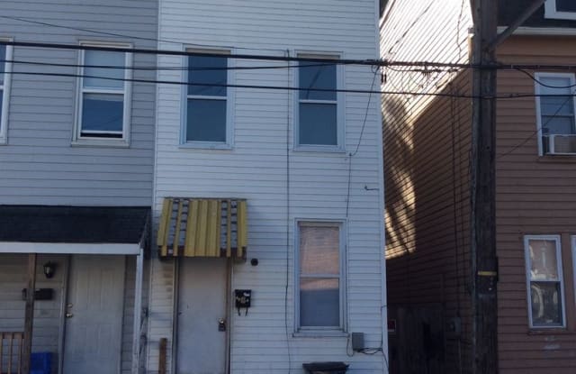 642 W. Mason Ave. - 642 W Mason Ave, York, PA 17401