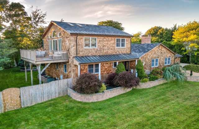 20 Alanson Lane