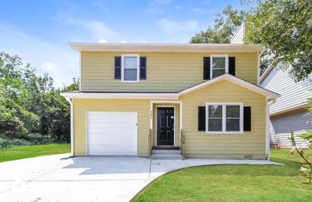 884 3rd Street - 884 3rd Street, Stone Mountain, GA 30083