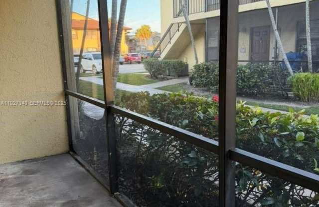 10020 Winding Lake Rd