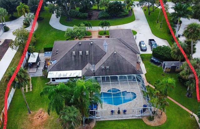 13150 Doubletree Circle