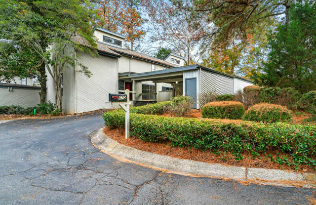 670 Highland Court - 1