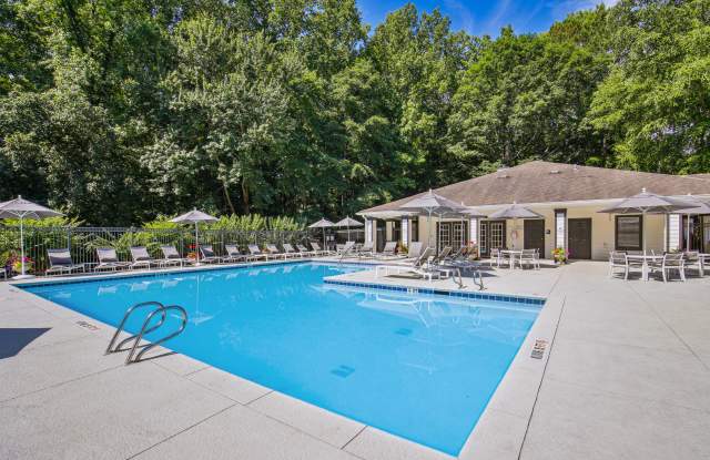 Brook Valley Apartments