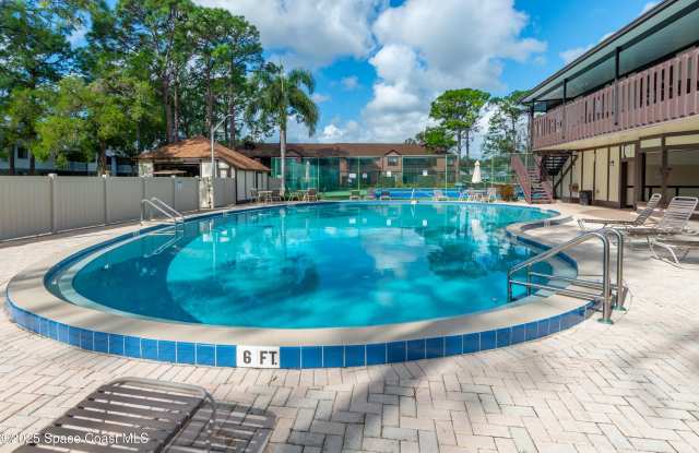 9015 Manchester Lane