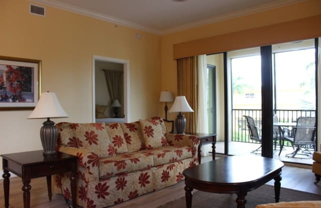 985 Sandpiper Street - 1I-204