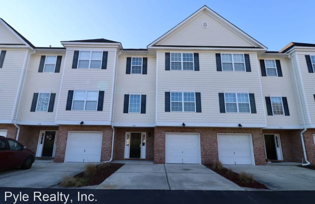 756 Sequoia Way - 756 Sequoia Way, Virginia Beach, VA 23451