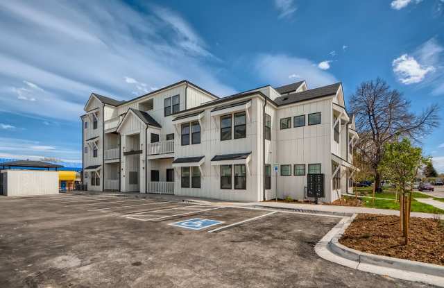 Photo of 5290 W Arizona Ave