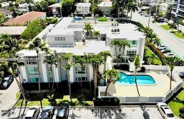 Photo of 9971 W Bay Harbor Dr