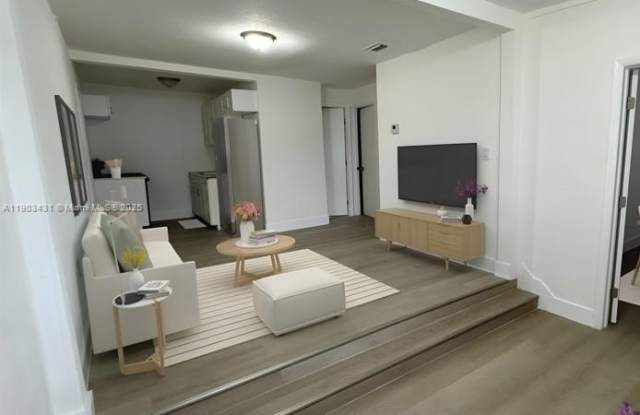 Photo of 5815 NW 18th Ave