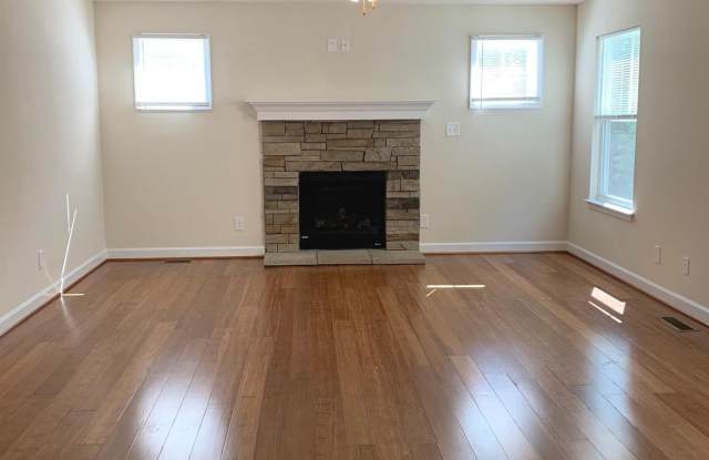 10308 BLUEBIRD COURT