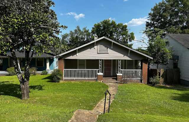 Photo of BACK ON THE MARKET! MOVE IN READY!