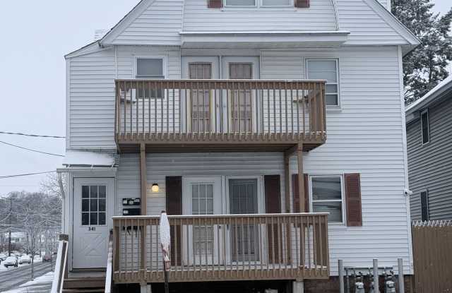 341 Center Street unit: 3