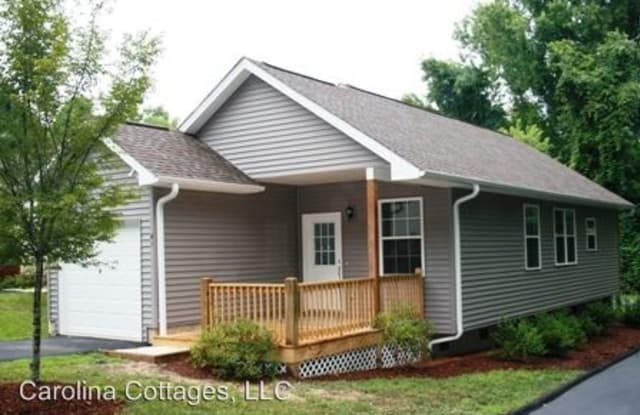 41 S. Cottage Court - 41 N Cottage Ct, Hendersonville, NC 28739