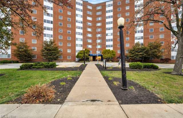 11850 Edgewater Drive unit: 808