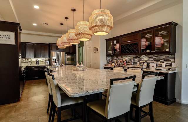 43875 Spiaggia Place