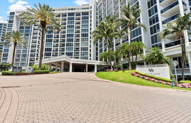 Photo of 10275 Collins Ave