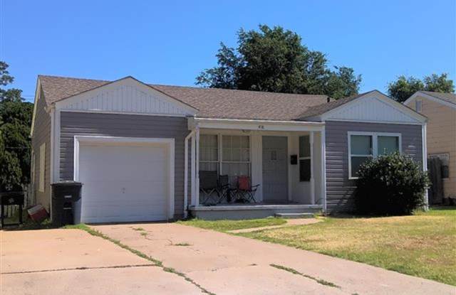 418 West Iowa - 418 West Iowa Avenue, Enid, OK 73701