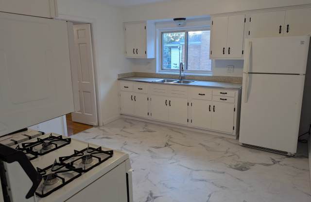 Photo of 5236 Ralph Avenue