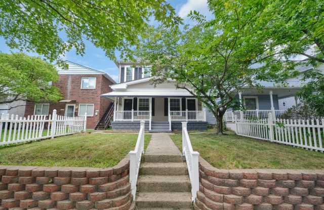 Photo of 342-344 East Morrill Avenue - 344