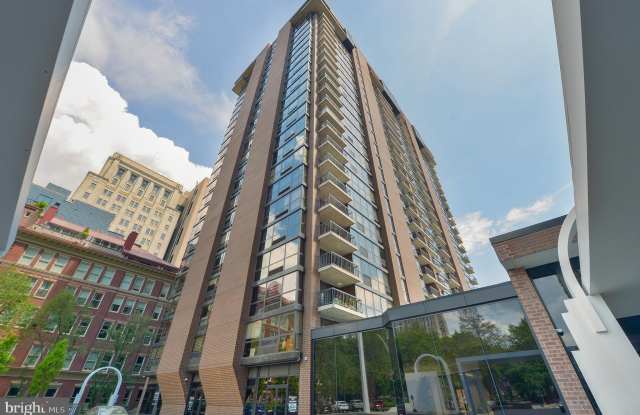 Photo of 233 S 6TH STREET