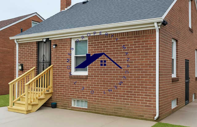 11081 Lakepointe Street