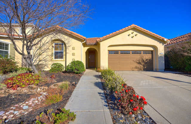 2671 Ortiz Ave