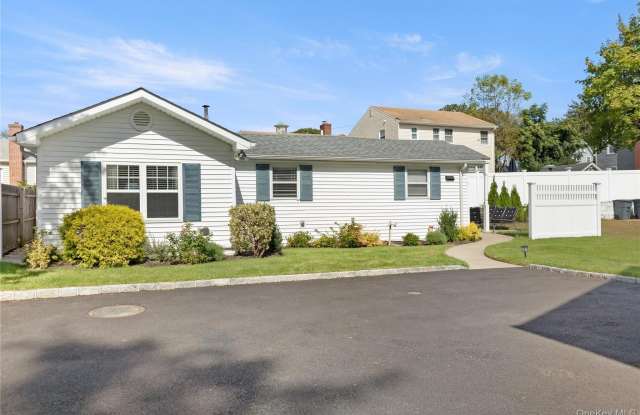 Photo of 13 Tildean Lane