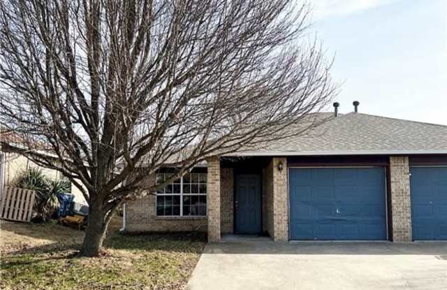 5803 Sara  ST Unit #A - 5803 Sara Street, Johnson, AR 72704