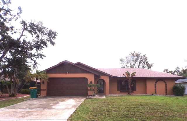 1011 TROPICAL AVENUE NW