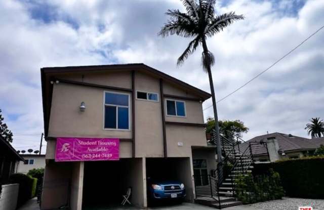 Photo of 1336 W 37th Dr unit: #3