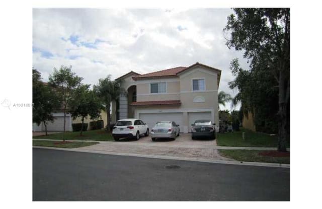 4002 NE 20 ST - 4002 Northeast 20th Street, Homestead, FL 33033