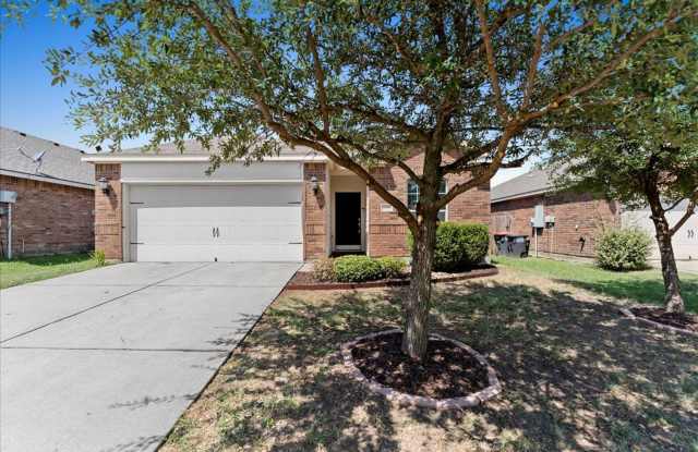 Photo of Ready for Immediate Move-In! 3 Bed 2 Bath Beauty!!! Located in Anna's highly desirable Northpointe Crossing Subdivision.