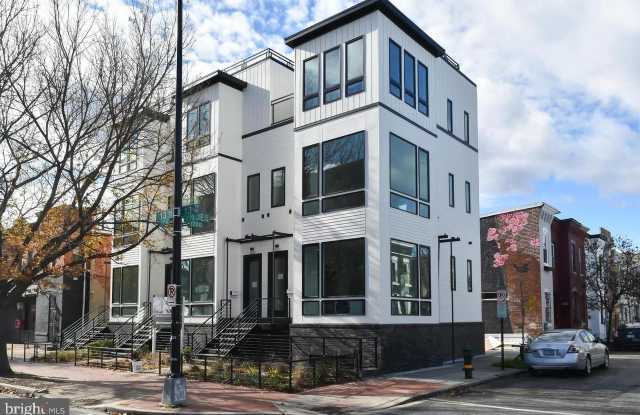 808 13TH STREET NE