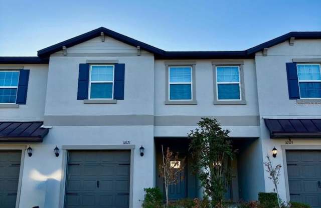 10321 TRUMPET HONEYSUCKLE WAY