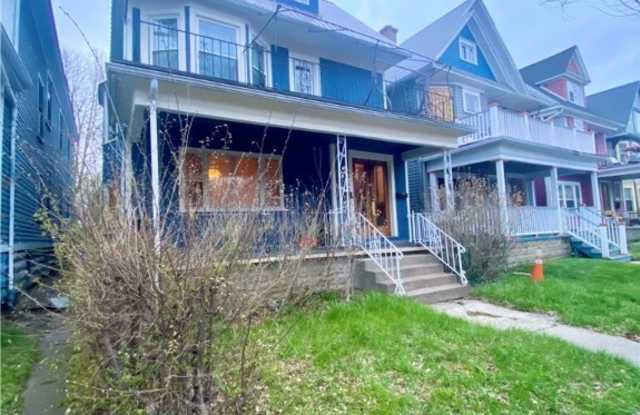 452 Auburn Avenue