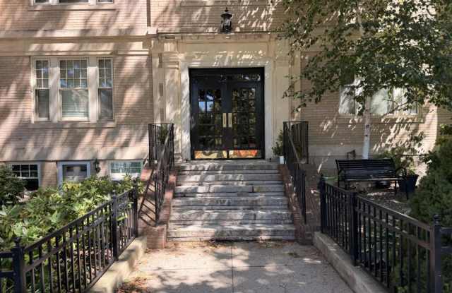 1768 Beacon