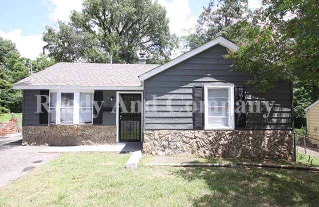 362 W Brooks Rd - 362 West Brooks Road, Memphis, TN 38109