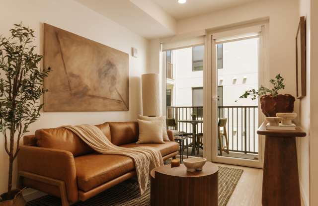 Santa Monica Collection