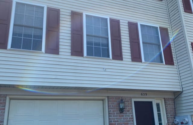 639 ROCKWOOD DRIVE - 639 Rockwood Drive, Lancaster County, PA 17022