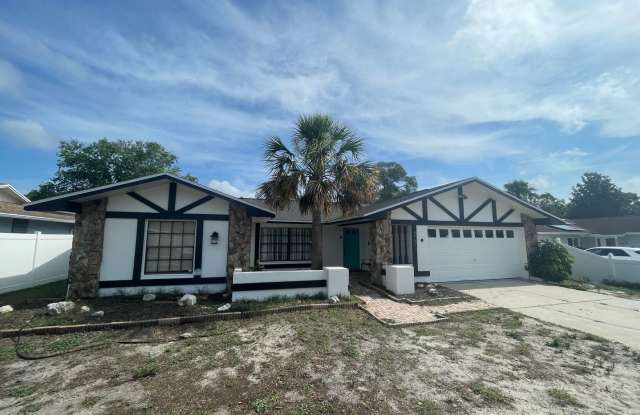 6907 Bottle Brush Dr