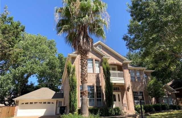 Photo of 4802 Ascot Parkway