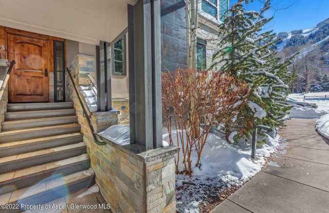 104 W Cooper Avenue unit: 3