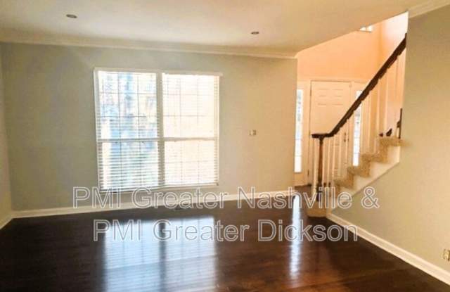 1109 Elkader Court South