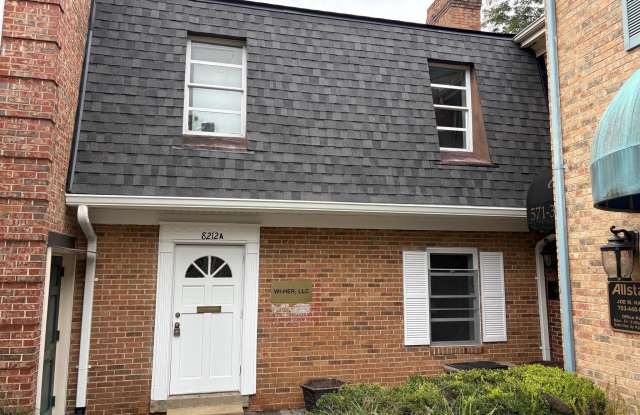 8212-A OLD COURTHOUSE Road unit: 2